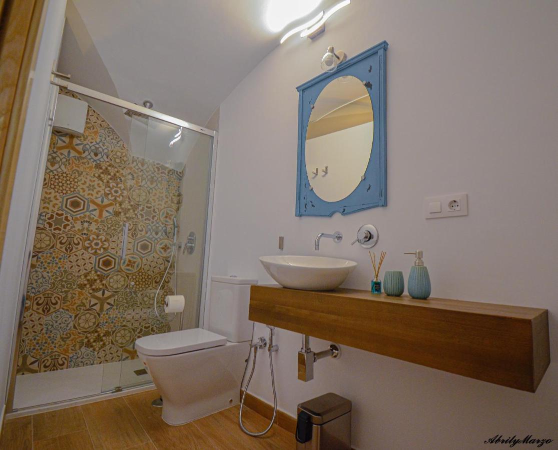 Apartamentos Turisticos Abrilymarzo Caces 外观 照片